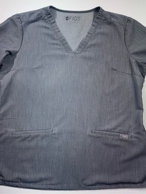 FIGS Casma Three-Pocket V-Neck Scrub Top, Gray Graphite, Size XL, GUC